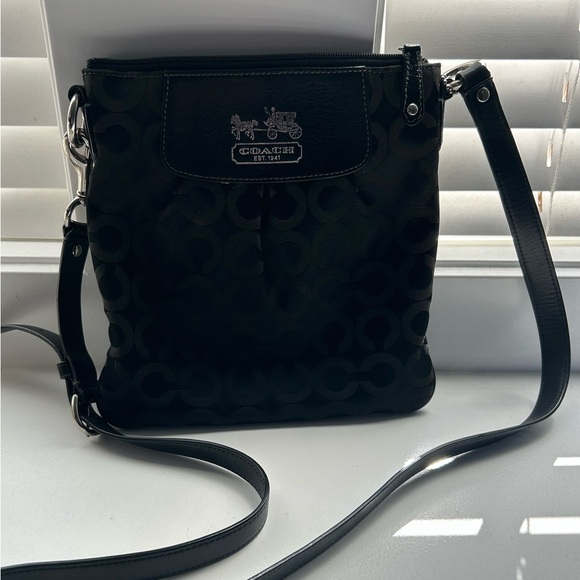 Coach Signature Crossbody Bag - Picture 1 of 5
